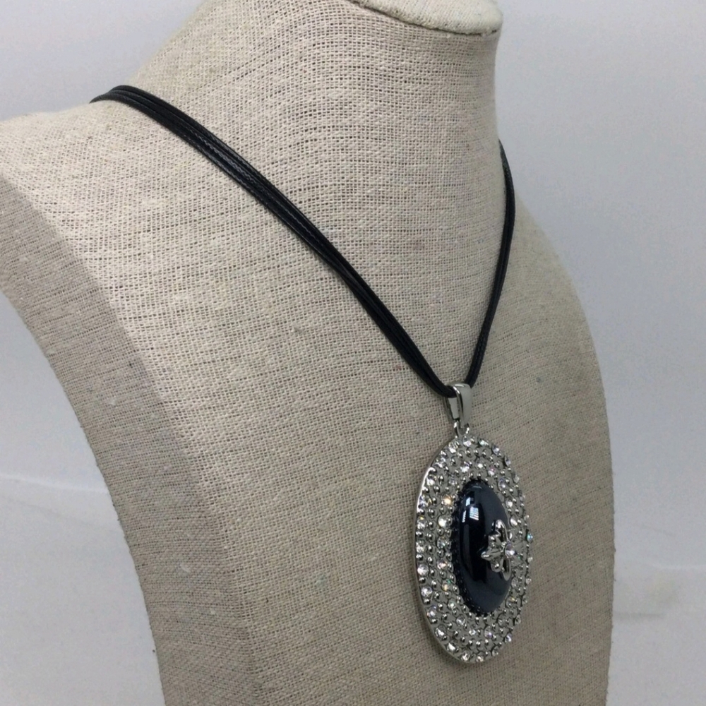 Chico's Reversible Pave Pendant Necklace 18" NWT - Picture 4 of 7